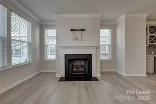 6027 Towering Oaks Dr, Charlotte, NC 28205 - Photo 10