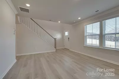 6027 Towering Oaks Drive, Charlotte, NC 28205 - Photo 4