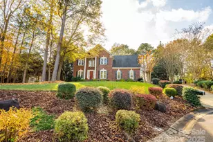 5729 Woodridge Ct NW, Concord, NC 28027 - Photo 2