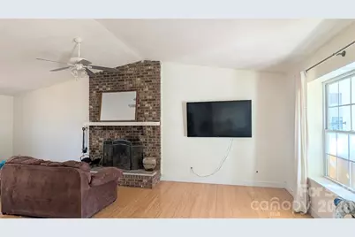 8443 Shiredale Lane, Charlotte, NC 28212 - Photo 6