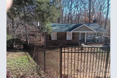 8443 Shiredale Lane, Charlotte, NC 28212 - Photo 2