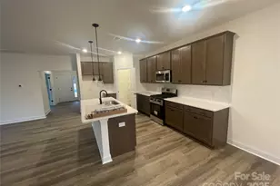 4004 Grommet Ct, Matthews, NC 28105 - Photo 10