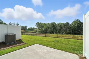 1209 Vibrant Rd, Charlotte, NC 28215 - Photo 8