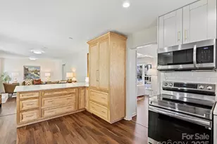 4523 Carriage Dr Cir, Charlotte, NC 28205 - Photo 12