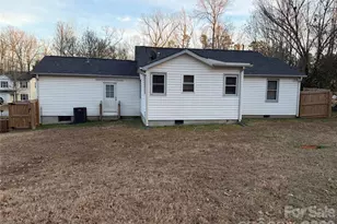 1215 Summerville Rd, Charlotte, NC 28214 - Photo 20