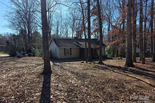 11124 Pine Grove Ave, Mint Hill, NC 28227 - Photo 2