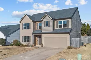 866 Wild Orchard Ln, Woodruff, SC 29388 - Photo 2