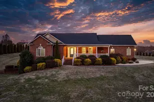 5174 S Oak Cir, Granite Falls, NC 28630 - Photo 36