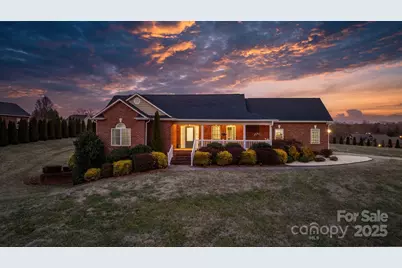 5174 S Oak Circle, Granite Falls, NC 28630 - Photo 2