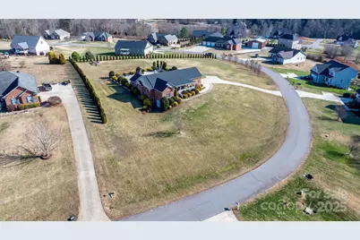 5174 S Oak Circle, Granite Falls, NC 28630 - Photo 6