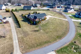 5174 S Oak Cir, Granite Falls, NC 28630 - Photo 6