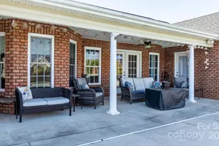 5174 S Oak Cir, Granite Falls, NC 28630 - Photo 10