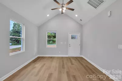 208 N Railroad Avenue, East Spencer, NC 28039 - Photo 18