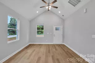 208 N Railroad Ave, East Spencer, NC 28039 - Photo 18