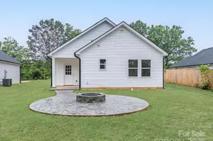 208 N Railroad Ave, East Spencer, NC 28039 - Photo 2