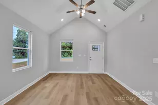 208 N Railroad Ave, East Spencer, NC 28039 - Photo 20