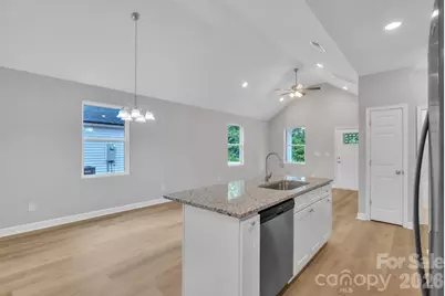 208 N Railroad Avenue, East Spencer, NC 28039 - Photo 22