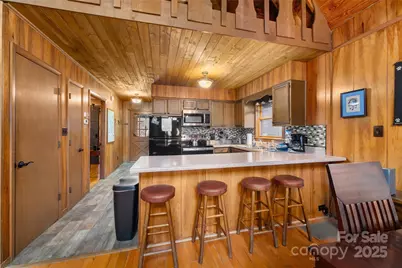 672 Chestnut Lane, Mars Hill, NC 28754 - Photo 8