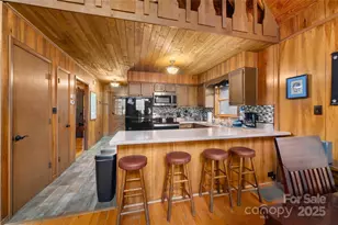 672 Chestnut Ln, Mars Hill, NC 28754 - Photo 8