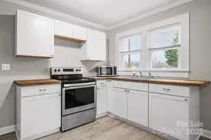 1529 4th St NE, Hickory, NC 28601 - Photo 14