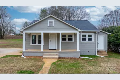 1529 4th Street NE, Hickory, NC 28601 - Photo 1