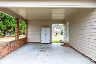 4012 24th St Pl NE, Hickory, NC 28601 - Photo 32