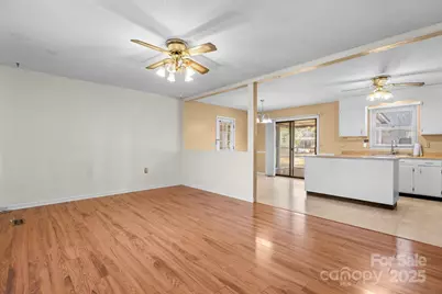 4012 24th Street Place NE, Hickory, NC 28601 - Photo 4