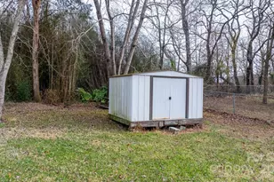 4012 24th St Pl NE, Hickory, NC 28601 - Photo 24