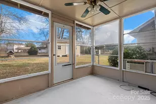 4012 24th St Pl NE, Hickory, NC 28601 - Photo 18