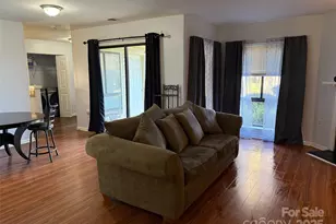 4823 Spring Lake Dr, Charlotte, NC 28212 - Photo 4