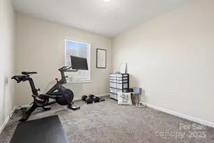 10231 Holly Park Dr, Charlotte, NC 28214 - Photo 18