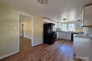 8334 Oak Tree Rd, Sharon, SC 29742 - Photo 4