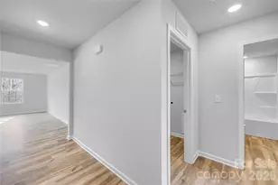 233 W 18th St, Kannapolis, NC 28081 - Photo 26