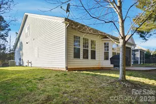 425 Silver Cypress Ln, Fort Mill, SC 29708 - Photo 40