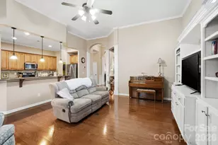 425 Silver Cypress Ln, Fort Mill, SC 29708 - Photo 8