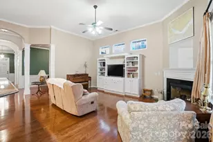 425 Silver Cypress Ln, Fort Mill, SC 29708 - Photo 10