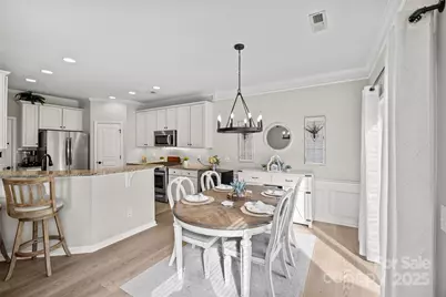 4755 Mount Royal Lane, Charlotte, NC 28210 - Photo 12