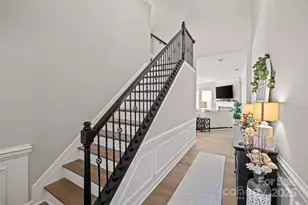 4755 Mt Royal Ln, Charlotte, NC 28210 - Photo 4