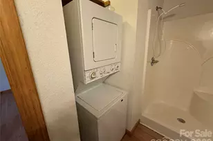 39 Honeysuckle Ln, Sylva, NC 28779 - Photo 10