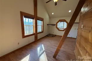 39 Honeysuckle Ln, Sylva, NC 28779 - Photo 6