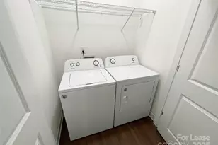 7928 E Lane Dr, Charlotte, NC 28212 - Photo 12