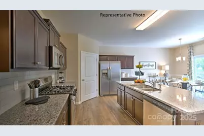 637 17th Avenue Drive NE, Hickory, NC 28601 - Photo 14