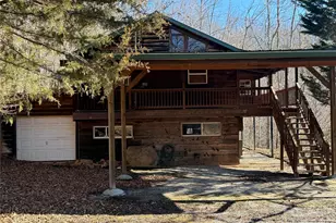 298 Timbuktu Rd, Sylva, NC 28779 - Photo 2