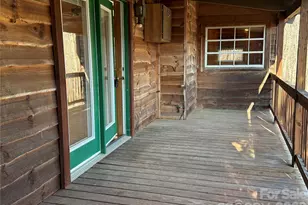 298 Timbuktu Rd, Sylva, NC 28779 - Photo 4