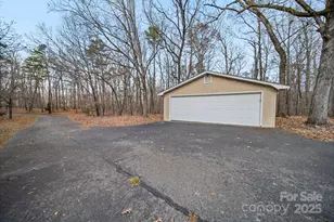 32618 Guard Rd, Albemarle, NC 28001 - Photo 6