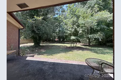5933 Crestwood Drive, Charlotte, NC 28216 - Photo 20