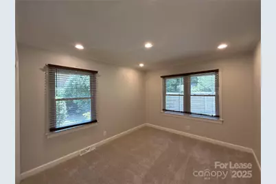 5933 Crestwood Drive, Charlotte, NC 28216 - Photo 16