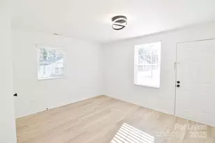 520 Denver St, Kannapolis, NC 28083 - Photo 6