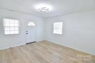 520 Denver St, Kannapolis, NC 28083 - Photo 2