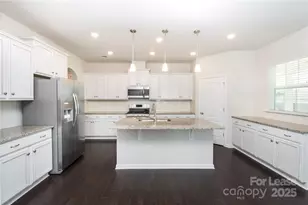 1043 Winnett Dr, Waxhaw, NC 28173 - Photo 4